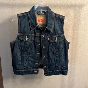 Levi’s denim jacket